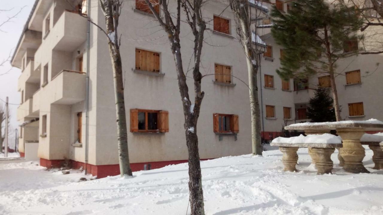 Apartamento en las montañas del pirineo aragonés en Alquiler Altruista Villanúa Exterior foto